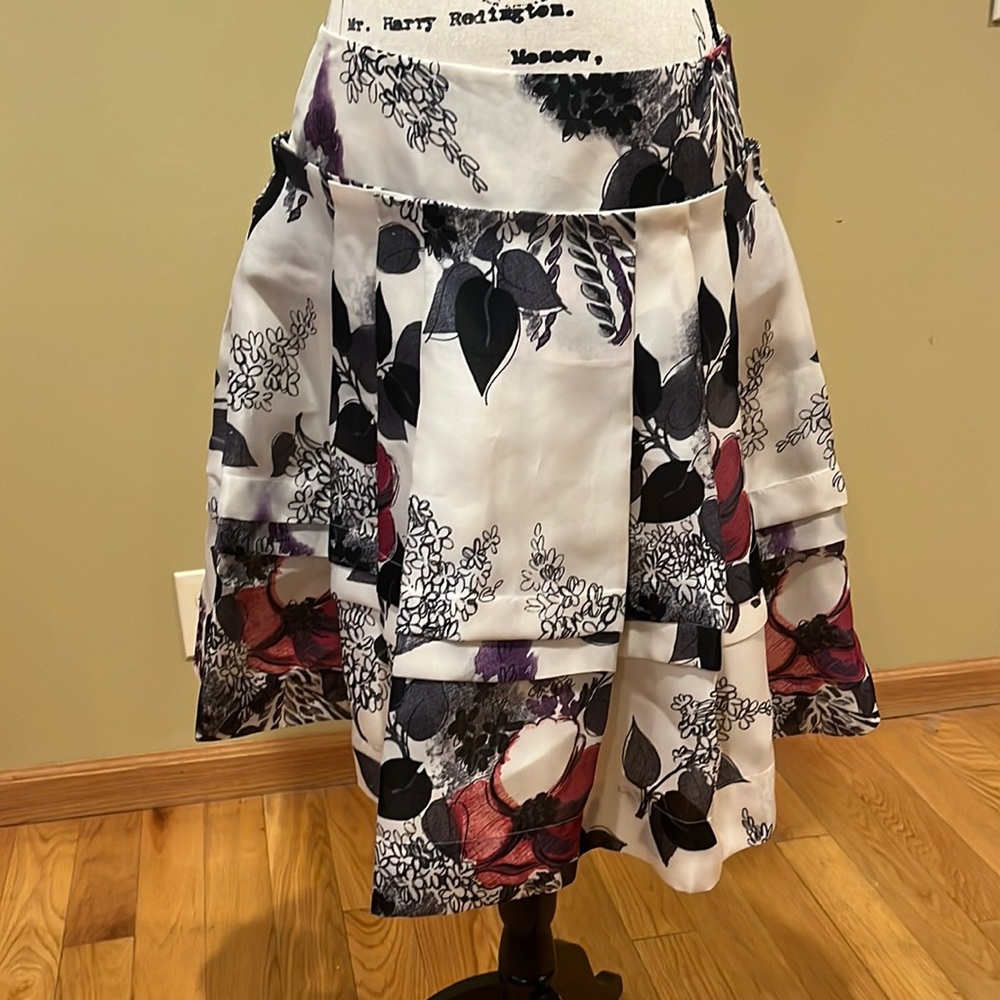 Roberto Cavalli 100% silk skirt made in Italy sized IT42/US 6